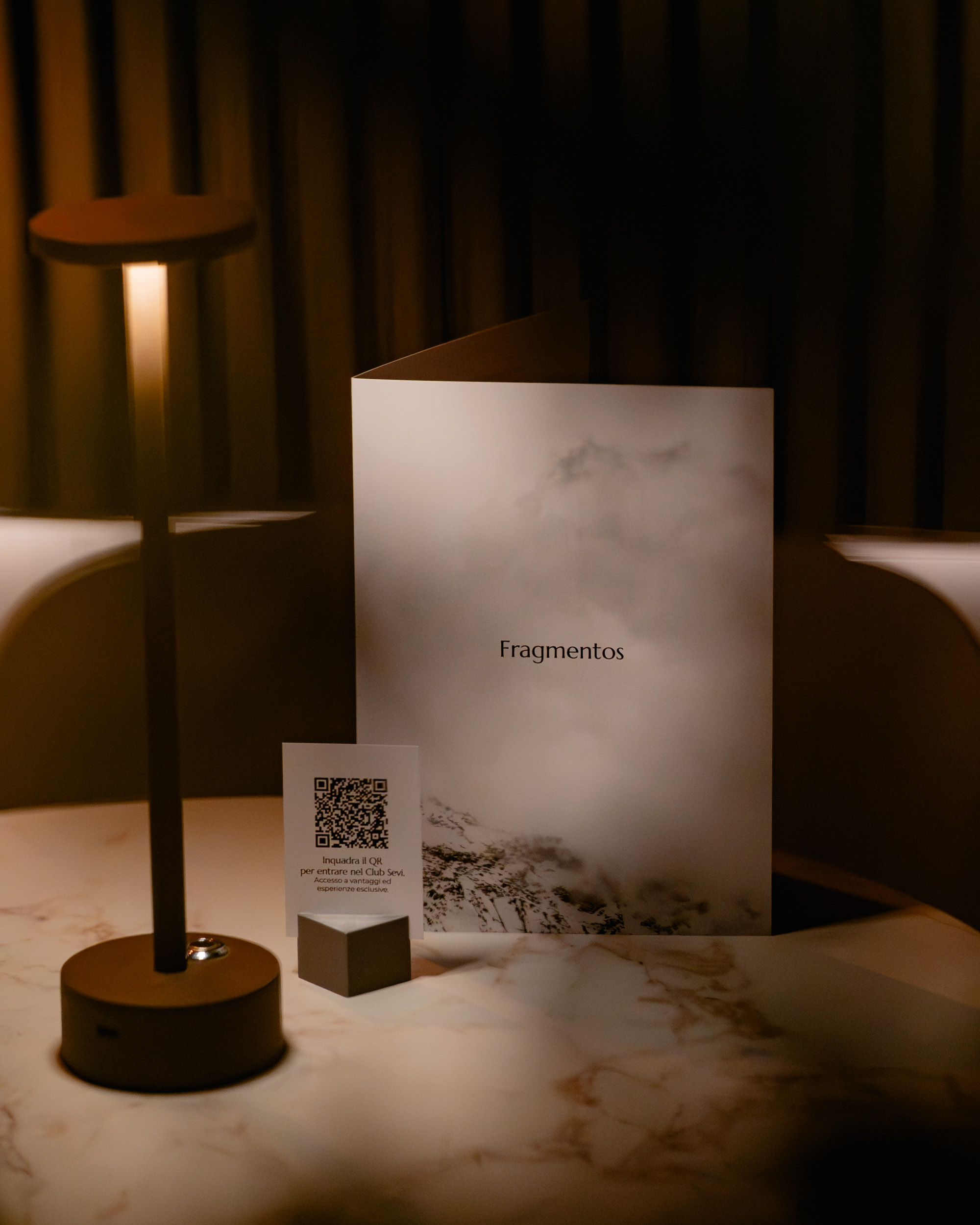 Fragmentos — Identidad Visual